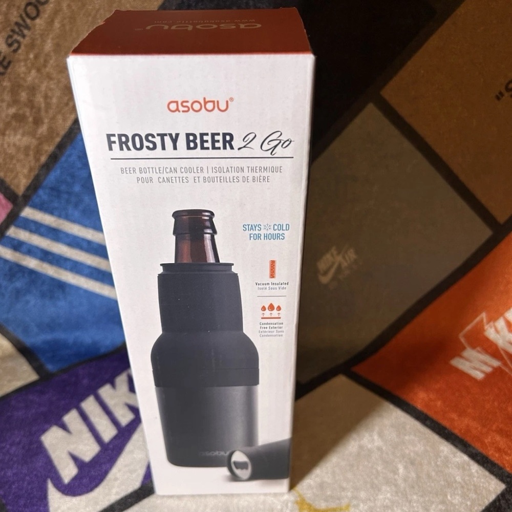 Asobu Frosty Beer 2 Go Beer Bottle & Can Cooler NEW with Box 1 pieces.